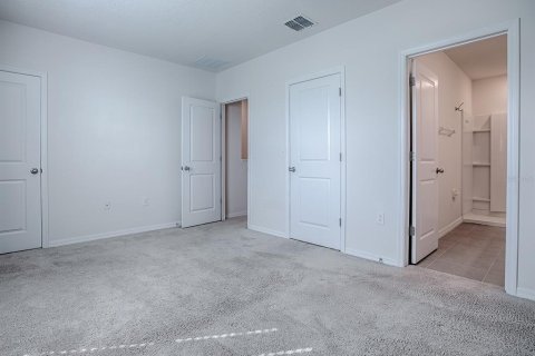 Townhouse in Wildwood, Florida 3 bedrooms, 156.82 sq.m. № 1523833 - photo 17