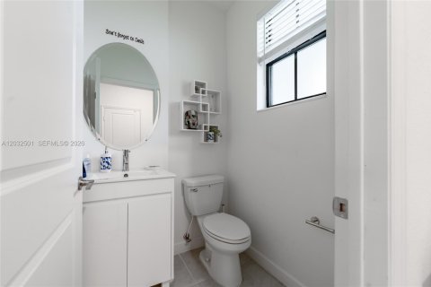 Adosado en venta en Miami Gardens, Florida, 3 dormitorios, 124.86 m2 № 2146522 - foto 10