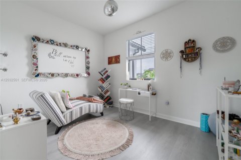 Adosado en venta en Miami Gardens, Florida, 3 dormitorios, 124.86 m2 № 2146522 - foto 21