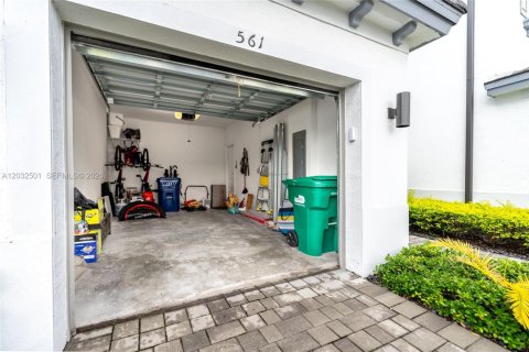 Adosado en venta en Miami Gardens, Florida, 3 dormitorios, 124.86 m2 № 2146522 - foto 11