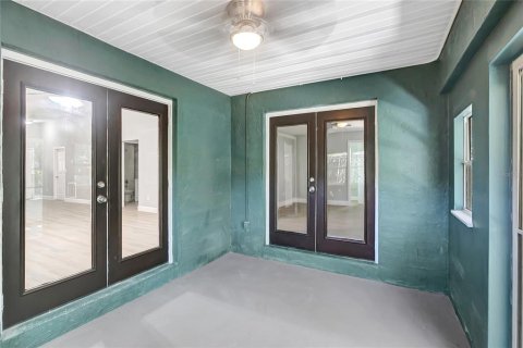 Villa ou maison à vendre à Tampa, Floride: 3 chambres, 158.58 m2 № 2415041 - photo 29