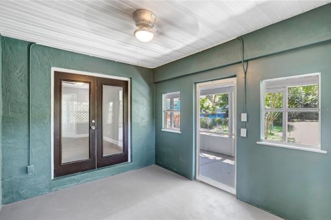 Villa ou maison à vendre à Tampa, Floride: 3 chambres, 158.58 m2 № 2415041 - photo 28