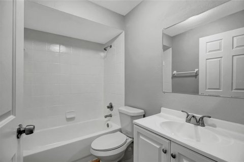 Villa ou maison à vendre à Tampa, Floride: 3 chambres, 158.58 m2 № 2415041 - photo 23