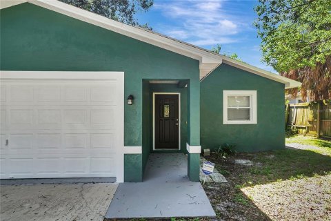 Villa ou maison à vendre à Tampa, Floride: 3 chambres, 158.58 m2 № 2415041 - photo 3