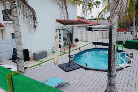 Casa en alquiler en Palmetto Bay, Florida, 4 dormitorios, 205.31 m2 № 1997946 - foto 23