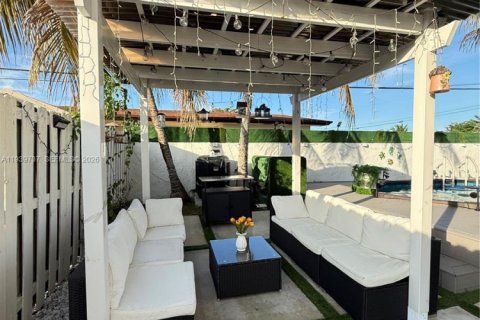 Casa en alquiler en Palmetto Bay, Florida, 4 dormitorios, 205.31 m2 № 1997946 - foto 28