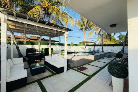 Casa en alquiler en Palmetto Bay, Florida, 4 dormitorios, 205.31 m2 № 1997946 - foto 27