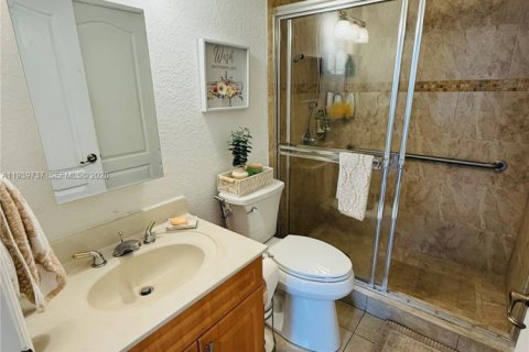 Casa en alquiler en Palmetto Bay, Florida, 4 dormitorios, 205.31 m2 № 1997946 - foto 19