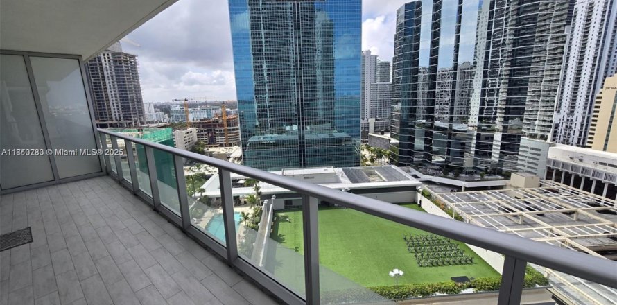 Studio à Condo à Miami, Floride № 1830402