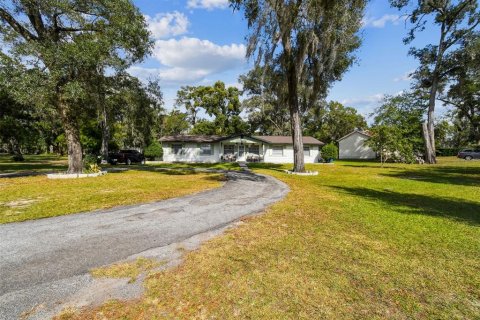 Villa ou maison à vendre à Sorrento, Floride: 5 chambres, 188.87 m2 № 2135486 - photo 3
