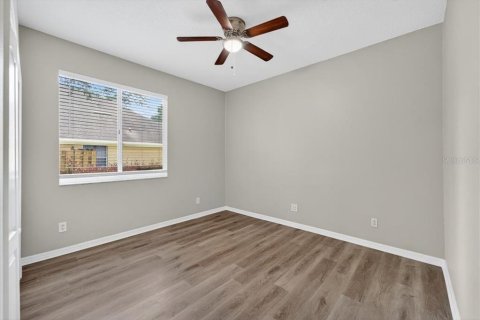 House in Seffner, Florida 4 bedrooms, 318 sq.m. № 1879658 - photo 20