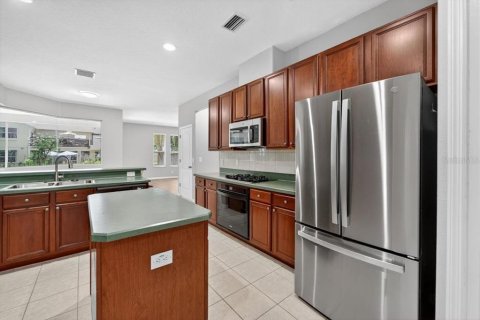 House in Seffner, Florida 4 bedrooms, 318 sq.m. № 1879658 - photo 6