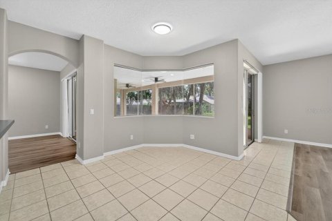House in Seffner, Florida 4 bedrooms, 318 sq.m. № 1879658 - photo 9