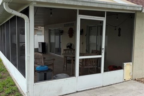 Villa ou maison à louer à Lutz, Floride: 3 chambres, 116.5 m2 № 2302387 - photo 8