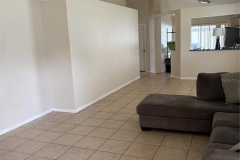 Villa ou maison à louer à Lutz, Floride: 3 chambres, 116.5 m2 № 2302387 - photo 3