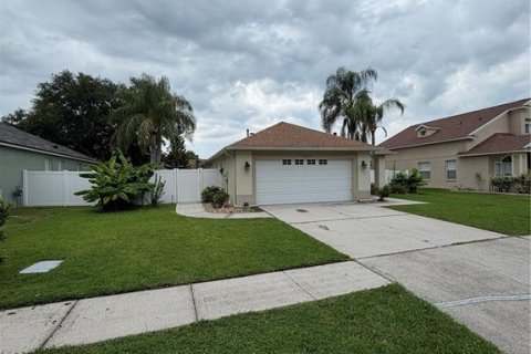 Villa ou maison à louer à Lutz, Floride: 3 chambres, 116.5 m2 № 2302387 - photo 2