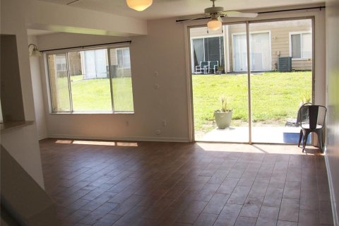 Adosado en alquiler en Davenport, Florida, 3 dormitorios, 168.25 m2 № 1904098 - foto 4