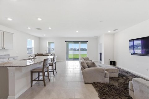 Villa ou maison à vendre à Plant City, Floride: 4 chambres, 189.06 m2 № 2238494 - photo 5