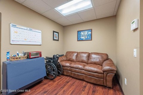 Propiedad comercial en venta en Cocoa Beach, Florida, 179.21 m2 № 2136122 - foto 26