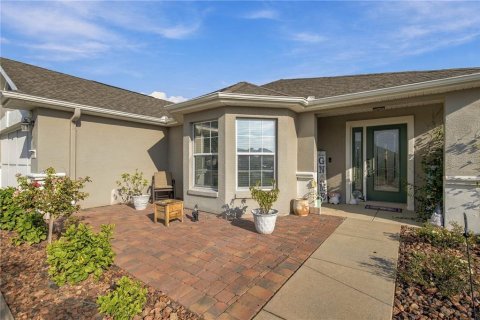 Villa ou maison à vendre à Summerfield, Floride: 2 chambres, 169.27 m2 № 2400933 - photo 3