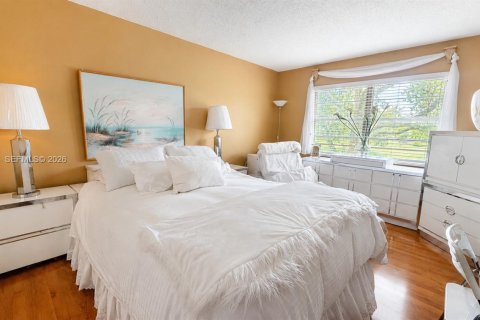 Condominio en venta en Pembroke Pines, Florida, 2 dormitorios, 110.74 m2 № 2186751 - foto 11