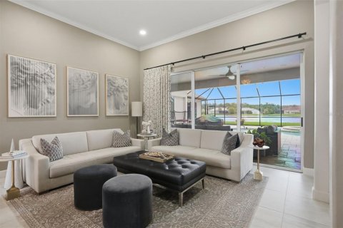 House in Lutz, Florida 6 bedrooms, 322.37 sq.m. № 2216338 - photo 6