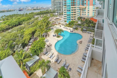 Condo in Miami Beach, Florida, 2 bedrooms  № 1927288 - photo 6