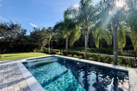 House in Orlando, Florida 6 bedrooms, 435.43 sq.m. № 2391403 - photo 26