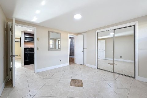 House in Dunedin, Florida 2 bedrooms, 58.81 sq.m. № 1680724 - photo 11