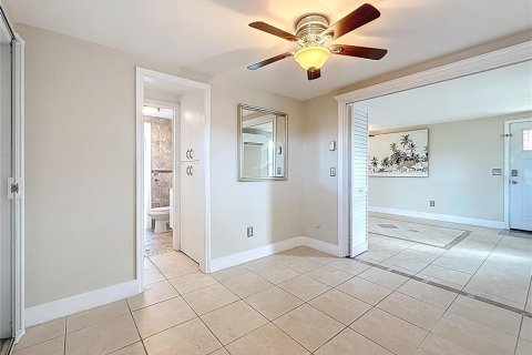 House in Dunedin, Florida 2 bedrooms, 58.81 sq.m. № 1680724 - photo 19