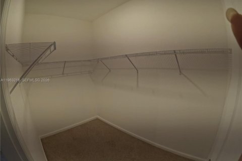 Touwnhouse à louer à Florida City, Floride: 3 chambres, 136.19 m2 № 2024283 - photo 6