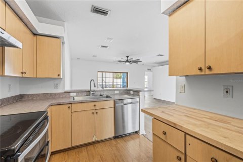 Villa ou maison à vendre à Tarpon Springs, Floride: 4 chambres, 180.32 m2 № 2427580 - photo 14