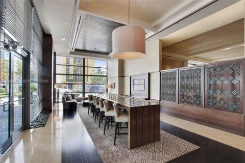 Condo in Miami Beach, Florida, 2 bedrooms  № 1991242 - photo 26