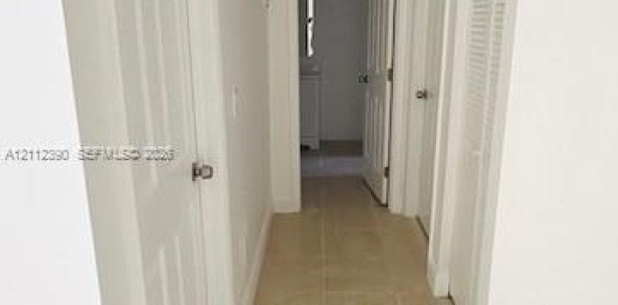Condo à Plantation, Floride, 1 chambre  № 2432551
