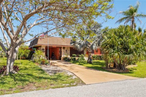 Villa ou maison à vendre à Port Charlotte, Floride: 3 chambres, 180.04 m2 № 1734808 - photo 25