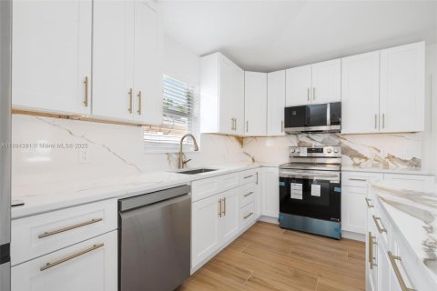 Casa en venta en Delray Beach, Florida, 3 dormitorios, 133.41 m2 № 1952153 - foto 5