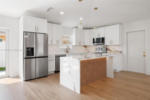 Casa en venta en Delray Beach, Florida, 3 dormitorios, 133.41 m2 № 1952153 - foto 3