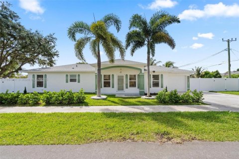 Casa en venta en Delray Beach, Florida, 3 dormitorios, 133.41 m2 № 1952153 - foto 2