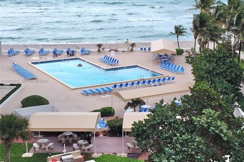 Condo à Hollywood, Floride, 1 chambre  № 2070268