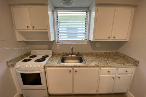 Appartement à louer à Miami Beach, Floride: 39.02 m2 № 1963901 - photo 7