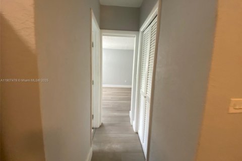 Appartement à louer à Miami Beach, Floride: 39.02 m2 № 1963901 - photo 11