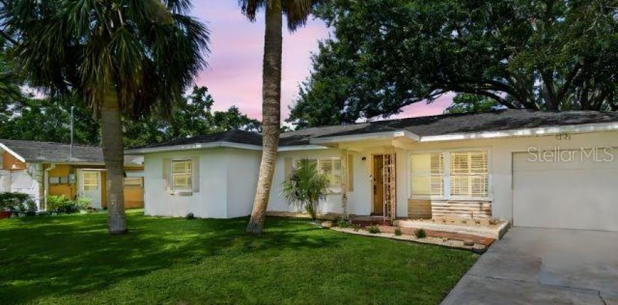 Villa ou maison à Clearwater, Floride 3 chambres, 160.26 m2 № 1832733