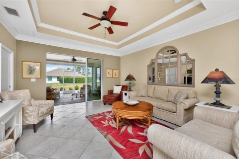 House in Englewood, Florida 3 bedrooms, 195.47 sq.m. № 2123024 - photo 26