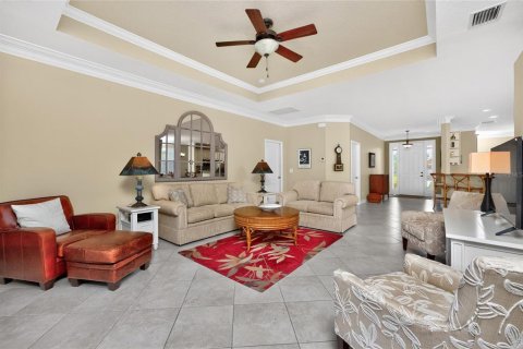 House in Englewood, Florida 3 bedrooms, 195.47 sq.m. № 2123024 - photo 29