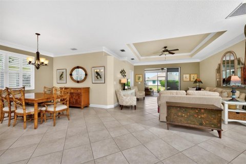 House in Englewood, Florida 3 bedrooms, 195.47 sq.m. № 2123024 - photo 13