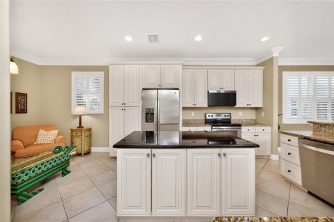 House in Englewood, Florida 3 bedrooms, 195.47 sq.m. № 2123024 - photo 14