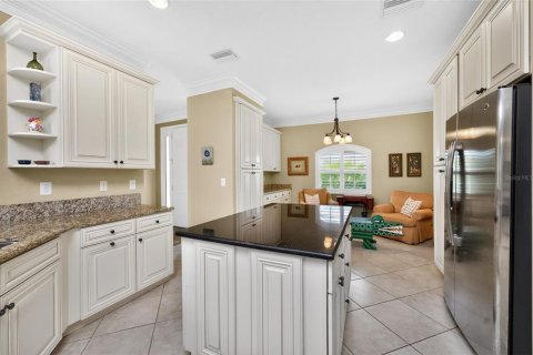House in Englewood, Florida 3 bedrooms, 195.47 sq.m. № 2123024 - photo 18