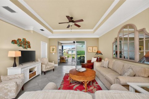 House in Englewood, Florida 3 bedrooms, 195.47 sq.m. № 2123024 - photo 24