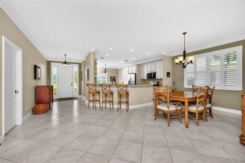 House in Englewood, Florida 3 bedrooms, 195.47 sq.m. № 2123024 - photo 10