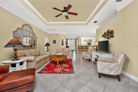 House in Englewood, Florida 3 bedrooms, 195.47 sq.m. № 2123024 - photo 30